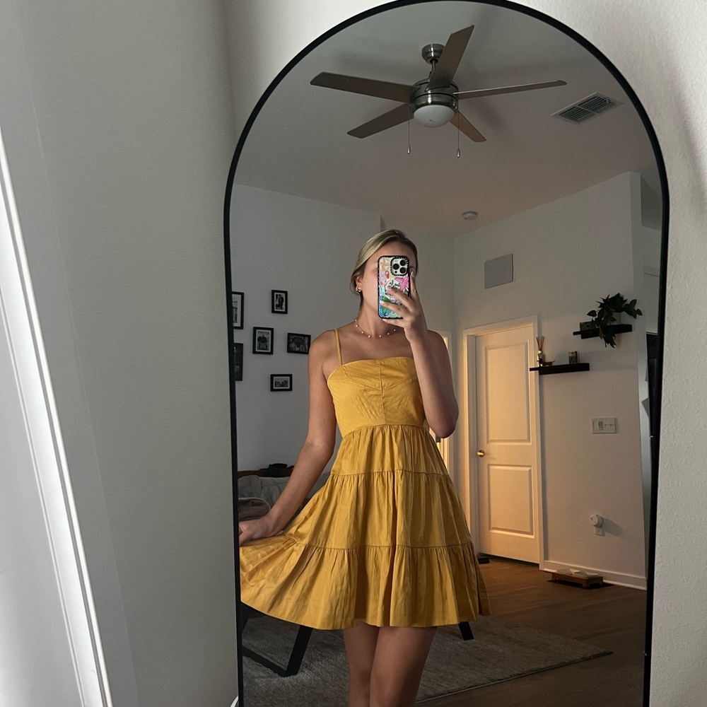 Forever 21 Yellow Pleated Strapless Sundress